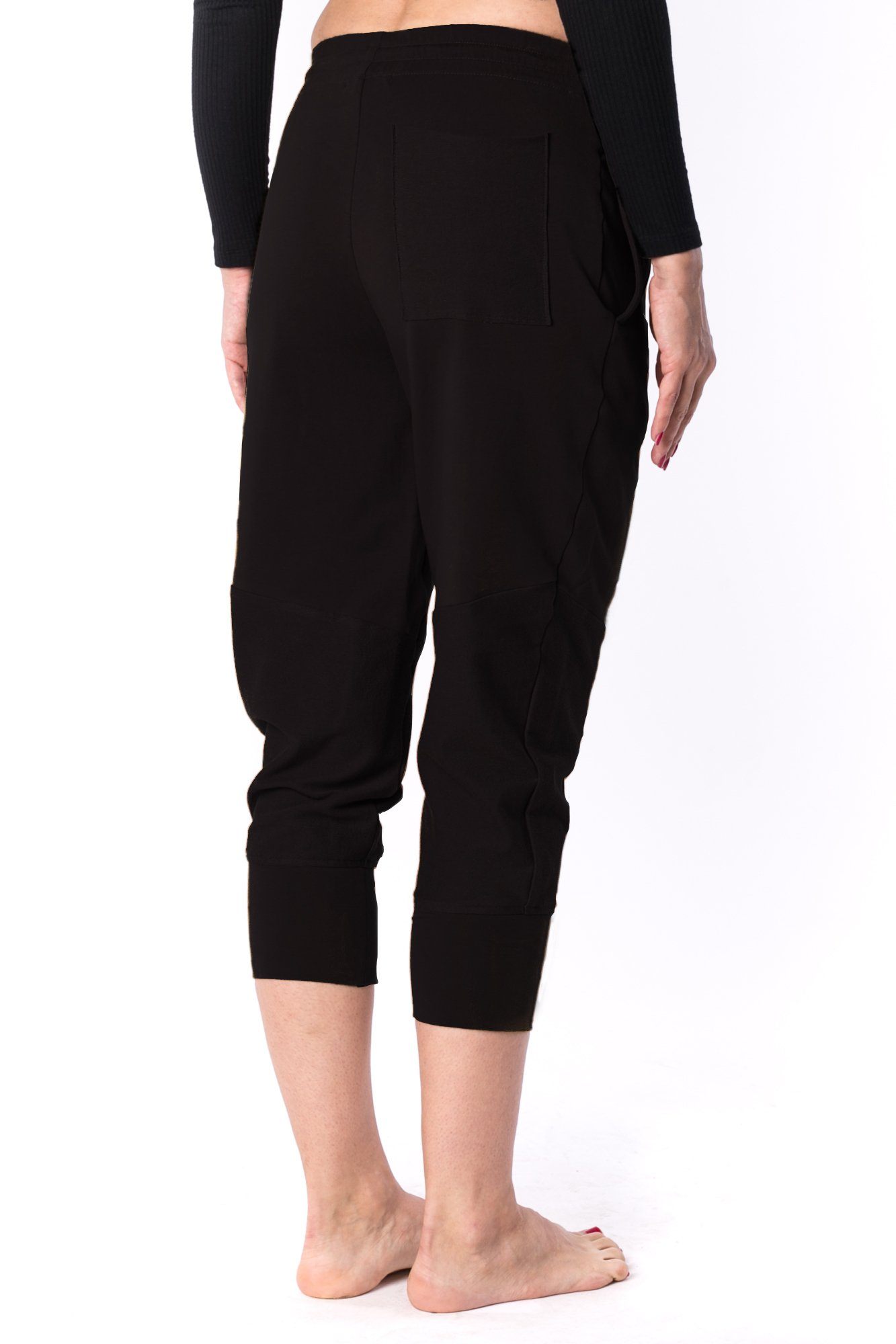 The Woman Paneled Jogger 17 // black