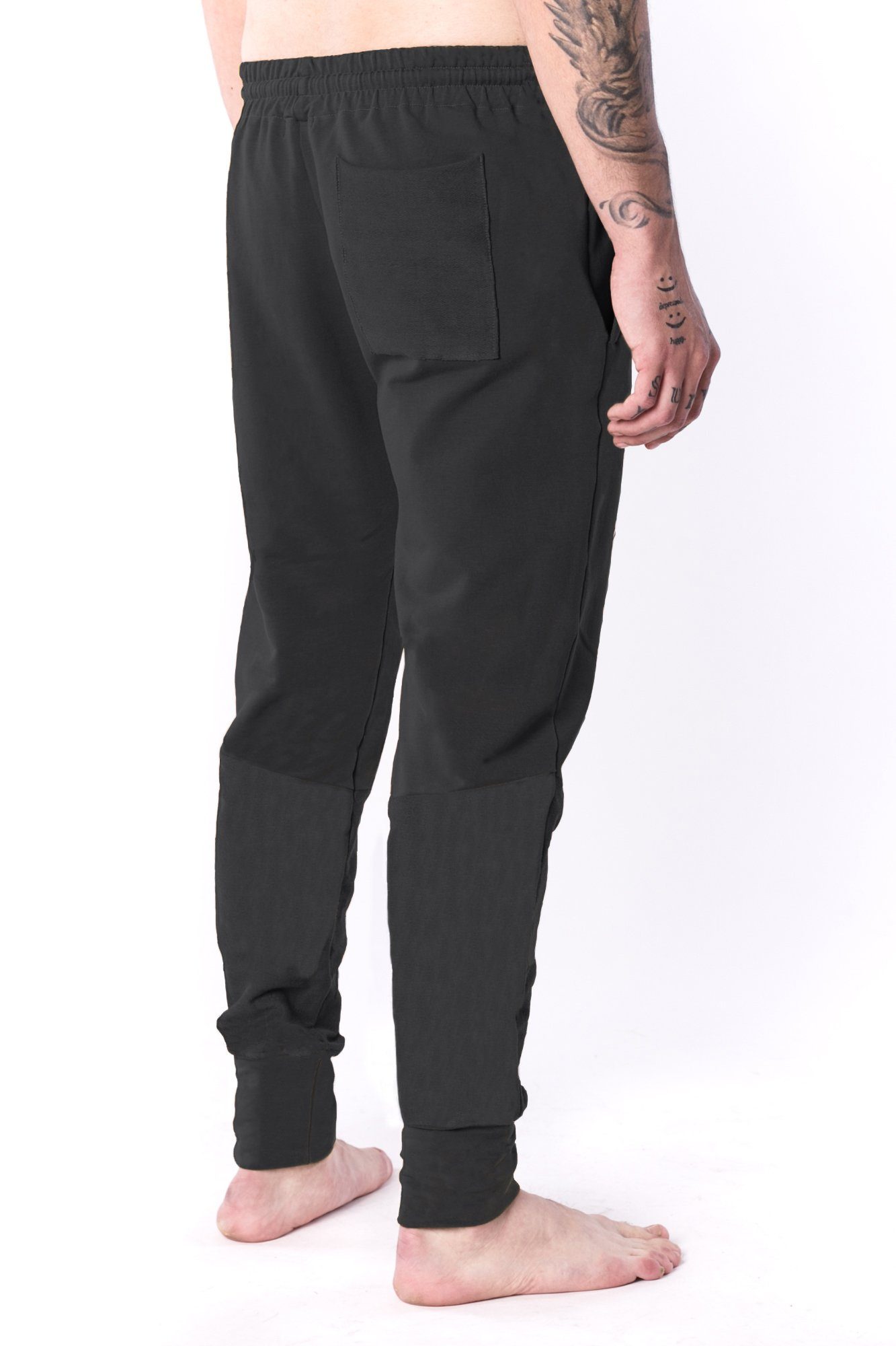 The Man Paneled Jogger 17 // tmavošedá